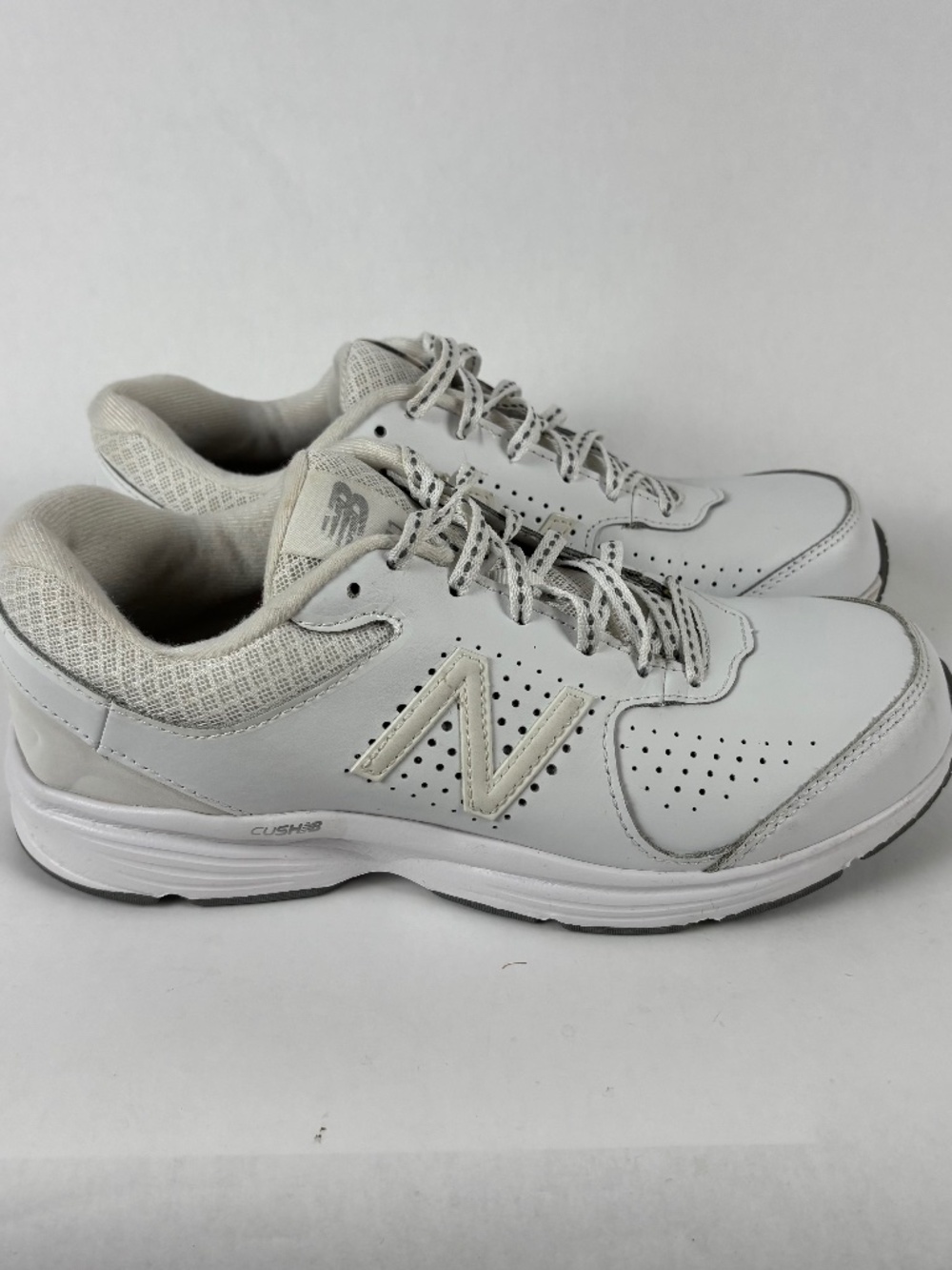 New Balance, WW411WT2, White Walk/Run Shoes, Women's Size 7.5, Wide, Cush-NB